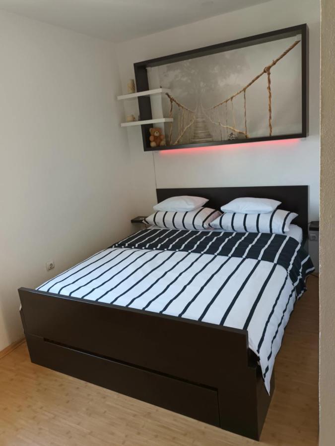 Appartamento Kike Red Kaštela Esterno foto