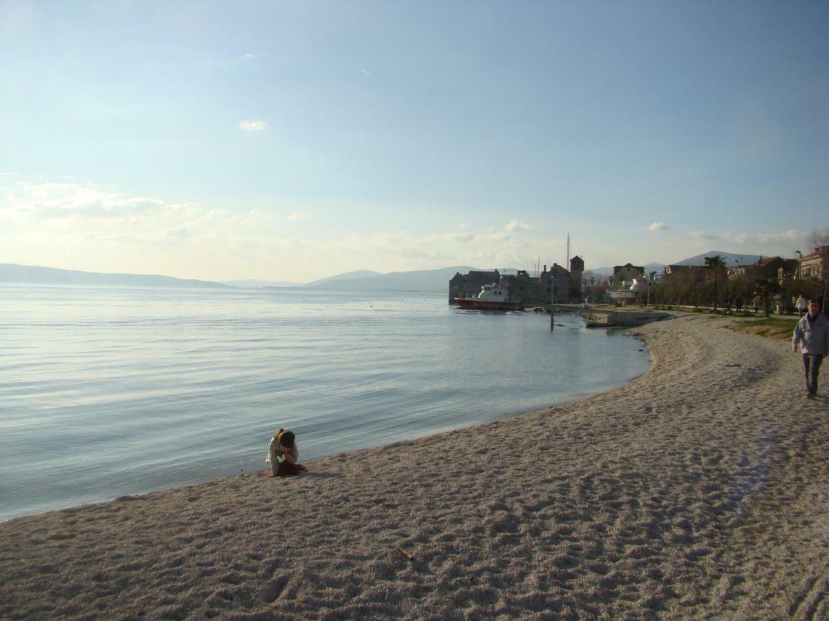 Appartamento Kike Red Kaštela Esterno foto