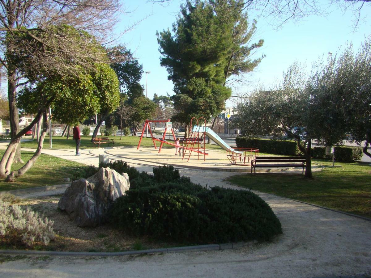Appartamento Kike Red Kaštela Esterno foto