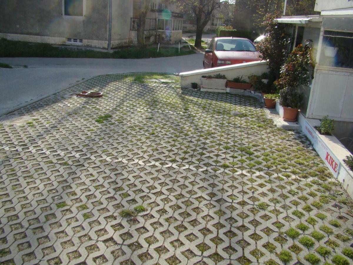 Appartamento Kike Red Kaštela Esterno foto