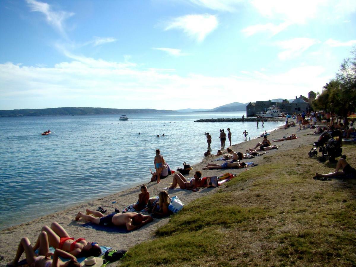 Appartamento Kike Red Kaštela Esterno foto